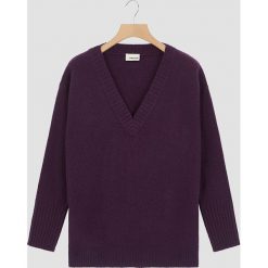 Sweter w kolorze ciemnofioletowym. Fioletowe swetry damskie Rodier, m, z wełny, klasyczne. W wyprzedaży za 242,95 zł.