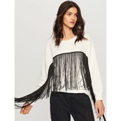 Bluzy damskie: Bluza z frędzlami – Kremowy