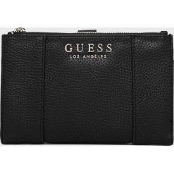 Guess Jeans - Portfel. Czarne portfele damskie marki Guess Jeans, z aplikacjami, z poliesteru. Za 279,90 zł.