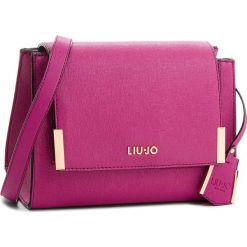 Torebka LIU JO - S Crossbody Isola A68005 E0087 Kiss 82527. Czerwone listonoszki damskie Liu Jo, ze skóry ekologicznej, na ramię. Za 499,00 zł.