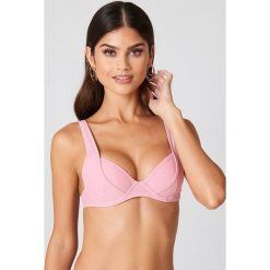 Stroje dwuczęściowe damskie: J&K Swim X NA-KD Góra bikini z zakładką – Pink