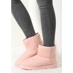 Buty zimowe damskie: Różowe Śniegowce What’s Going On