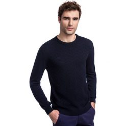Sweter PIETRO SWGR000312. Niebieskie swetry męskie Giacomo Conti, m, bez wzorów, z bawełny, klasyczne, z okrągłym kołnierzem, bez kaptura. Za 199,00 zł.