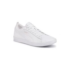 PUMA 36520804 Smash Wns v2 L Biały. Białe buty sportowe damskie Puma, bez wzorów, ze skóry ekologicznej, sportowe. Za 199,99 zł.