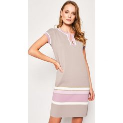 Sukienka dzianinowa Luisa Spagnoli Console 569756. Szare sukienki damskie Luisa Spagnoli, l, bez wzorów, z poliesteru, bez kołnierzyka, bez rękawów. Za 1339,00 zł.