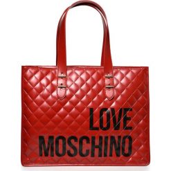 Love Moschino torebka damska JC4285-PP08-KN0-000 czerwona. Czerwone torebki klasyczne damskie Love Moschino, bez wzorów, eleganckie, pikowane, bez dodatków. Za 829,00 zł.