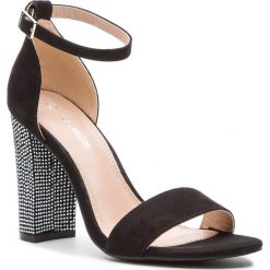 Sandały DEEZEE - LS4979-01B Black. Czarne klapki damskie DeeZee, bez wzorów, ze skóry ekologicznej, bez obcasa, na obcasie. W wyprzedaży za 59,98 zł.
