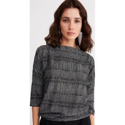 Sweter z błyszczącą nitką - Czarny. Czarne swetry damskie Reserved, s, bez wzorów, bez rękawów, bez kaptura. W wyprzedaży za 39,99 zł.