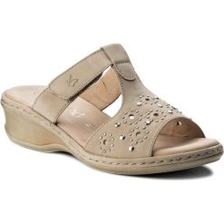 Klapki damskie: Klapki CAPRICE – 9-27203-20 Stone Nubuc 236