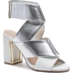 Sandały BRUNO PREMI - Nappa Metal BW2403P Bianco/Argento. Szare klapki damskie Bruno Premi, bez wzorów, ze skóry ekologicznej, bez obcasa, na obcasie. W wyprzedaży za 369,00 zł.