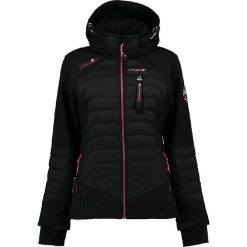 Kurtka softshellowa w kolorze czarnym. Czarne kurtki damskie Canadian Peak, m, z aplikacjami, bez kaptura. W wyprzedaży za 239,95 zł.