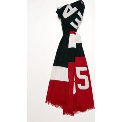 Szaliki damskie: Tommy Jeans – Szal