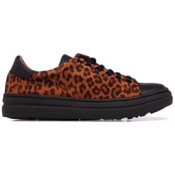 Skórzane sneakersy w kolorze brązowo-czarnym ze wzorem. Pomarańczowe sneakersy damskie Eva Lopez, Maria Barcelo, Castellanismos, ze skóry. W wyprzedaży za 279,95 zł.
