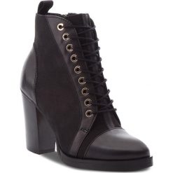 Buty zimowe damskie: Botki CARINII – B4672 E50-360-POL-B77