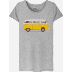 Koszulka "Combi" w kolorze szarym. Szare koszulki damskie Wooop, xl, z nadrukiem, z bawełny, z okrągłym kołnierzem. W wyprzedaży za 56,95 zł.
