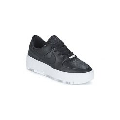 Buty Nike AIR FORCE 1 SAGE LOW W. Trampki i tenisówki damskie Nike. Za 479,00 zł.