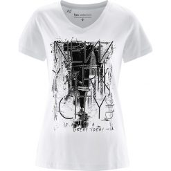T-shirt bonprix biały. Białe t-shirty damskie bonprix, z nadrukiem, bez kołnierzyka. Za 34,99 zł.