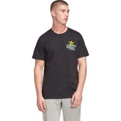 Adidas Originals Shattered Koszulka Czarny. Czarne podkoszulki męskie adidas Originals, s, z nadrukiem, z bawełny, z krótkim rękawem. Za 119,95 zł.
