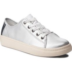 Sneakersy TOMMY JEANS - Light Leather Low EN0EN00230 Silver 000. Szare półbuty damskie marki Tommy Jeans, na co dzień, bez wzorów, z jeansu, bez obcasa, na płaskiej podeszwie, bez zapięcia. W wyprzedaży za 279,00 zł.