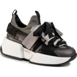 Sneakersy SCA'VIOLA - E-32 Graphite. Szare półbuty damskie Sca'viola, na co dzień, bez wzorów, ze skóry, bez obcasa, na płaskiej podeszwie, bez zapięcia. Za 439,00 zł.