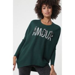 Ciemnozielony Sweter Malabar. Zielone swetry damskie Born2be, xl, bez wzorów, bez rękawów, bez kaptura. Za 89,99 zł.