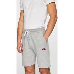 Ellesse - Szorty. Szare spodenki i szorty męskie Ellesse, m, bez wzorów, z bawełny, casualowe. W wyprzedaży za 89,90 zł.