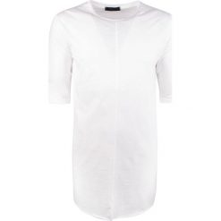 Xagon Man T-shirt "Long". T-shirty męskie Xagon Man, bez wzorów, z okrągłym kołnierzem. Za 179,00 zł.