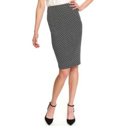 Spódnica dzianinowa. Czarne spódniczki damskie Top Secret, na zimę, bez wzorów, z dzianiny, eleganckie, midi, ołówkowe. W wyprzedaży za 39,99 zł.