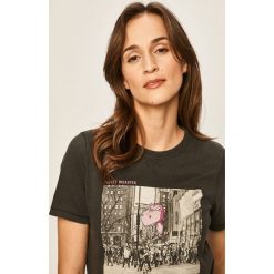 Only - T-shirt. Brązowe bluzki damskie ONLY, s, z nadrukiem, z bawełny, z okrągłym kołnierzem. W wyprzedaży za 49,90 zł.