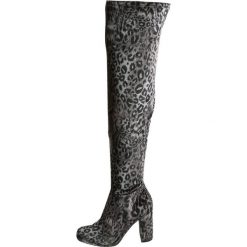 Buty zimowe damskie: Steve Madden OWNEEX Kozaki na obcasie leopard grey velvet