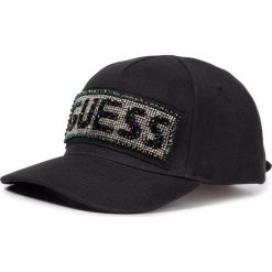Czapka z daszkiem GUESS - W94Z58 WA280 JBLK. Czarne czapki damskie Guess, z aplikacjami, z poliesteru. Za 189,00 zł.