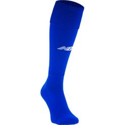 Getry piłkarskie - EMA6133TRY. Skarpetogetry męskie piłkarskie New Balance, bez wzorów, z elastanu, do piłki nożnej. W wyprzedaży za 29,99 zł.