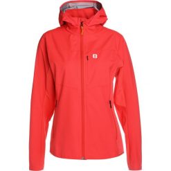 8848 Altitude REJA JACKET Kurtka Softshell poppy. Czerwone kurtki sportowe damskie marki 8848 Altitude, z poliesteru. W wyprzedaży za 412,30 zł.