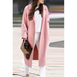 Płaszcz damski BALARA PINK. Różowe płaszcze damskie Płaszcz damski BALARA PINK, uniwersalny, bez wzorów, bez kaptura. W wyprzedaży za 79,00 zł.