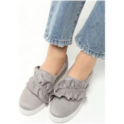 Szare Slip On Hux. Szare trampki damskie slip on Born2be, z materiału. Za 59,99 zł.