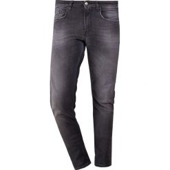 Won Hundred SHADY A Jeansy Slim Fit universal grey. Szare jeansy męskie marki Won Hundred, z elastanu. W wyprzedaży za 439,45 zł.