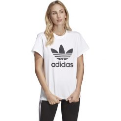 Adidas Originals Koszulka Biały. Białe koszulki damskie adidas Originals, z nadrukiem, z bawełny, bez kołnierzyka. Za 123,95 zł.