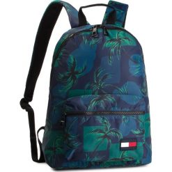 Plecak TOMMY HILFIGER - Backpack Dart Print AM0AM04632 902. Niebieskie torby męskie skórzane TOMMY HILFIGER, bez wzorów, z materiału. Za 449,00 zł.