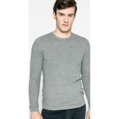 Dissident - Sweter. Szare swetry klasyczne męskie marki Dissident, xxl, z bawełny, z okrągłym kołnierzem. W wyprzedaży za 34,90 zł.