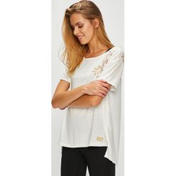 Roxy - Top. Białe topy damskie marki Roxy, s, z nadrukiem, z bawełny, z okrągłym kołnierzem. W wyprzedaży za 119,90 zł.