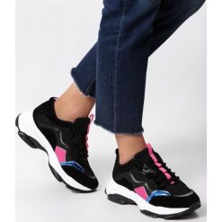 Czarne Sneakersy Kaydence. Czarne buty sportowe damskie Born2be. Za 99,99 zł.