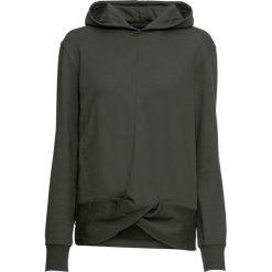 Bluza z efektem przewiązania bonprix nocny oliwkowy. Zielone bluzy z kapturem damskie bonprix. Za 74,99 zł.