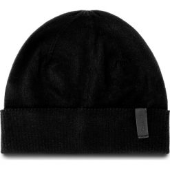 Czapka CALVIN KLEIN - Essential Beanie K50K503581 001. Czarne czapki damskie marki Calvin Klein, bez wzorów, z wełny. W wyprzedaży za 199,00 zł.