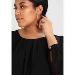Sukienki hiszpanki: Dorothy Perkins Curve BILLIE FLORAL BORDER SHIFT DRESS Sukienka z dżerseju black multi