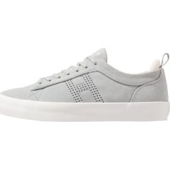 Tenisówki damskie: HUF CLIVE Tenisówki i Trampki cool grey