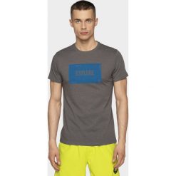 T-shirt męski TSM009 - średni szary melanż. Szare t-shirty męskie 4f, m, bez wzorów, bez kołnierzyka. W wyprzedaży za 34,99 zł.
