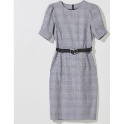 Sukienka z bufkami Eco Aware -. Sukienki damskie Mohito, bez wzorów, bez kołnierzyka, bez rękawów. Za 159,99 zł.