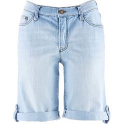 Szorty dżinsowe bonprix jasnoniebieski. Niebieskie bermudy damskie bonprix, z jeansu, klasyczne. Za 74,99 zł.