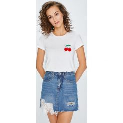 Answear - Top. Białe topy damskie marki ANSWEAR, l, z bawełny, z okrągłym kołnierzem. W wyprzedaży za 39,90 zł.