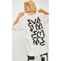 Answear - Top Manifest Your Style Full Time Crime. Białe bluzki damskie ANSWEAR, s, z nadrukiem, z bawełny, casualowe, z okrągłym kołnierzem, bez rękawów. W wyprzedaży za 49,90 zł.